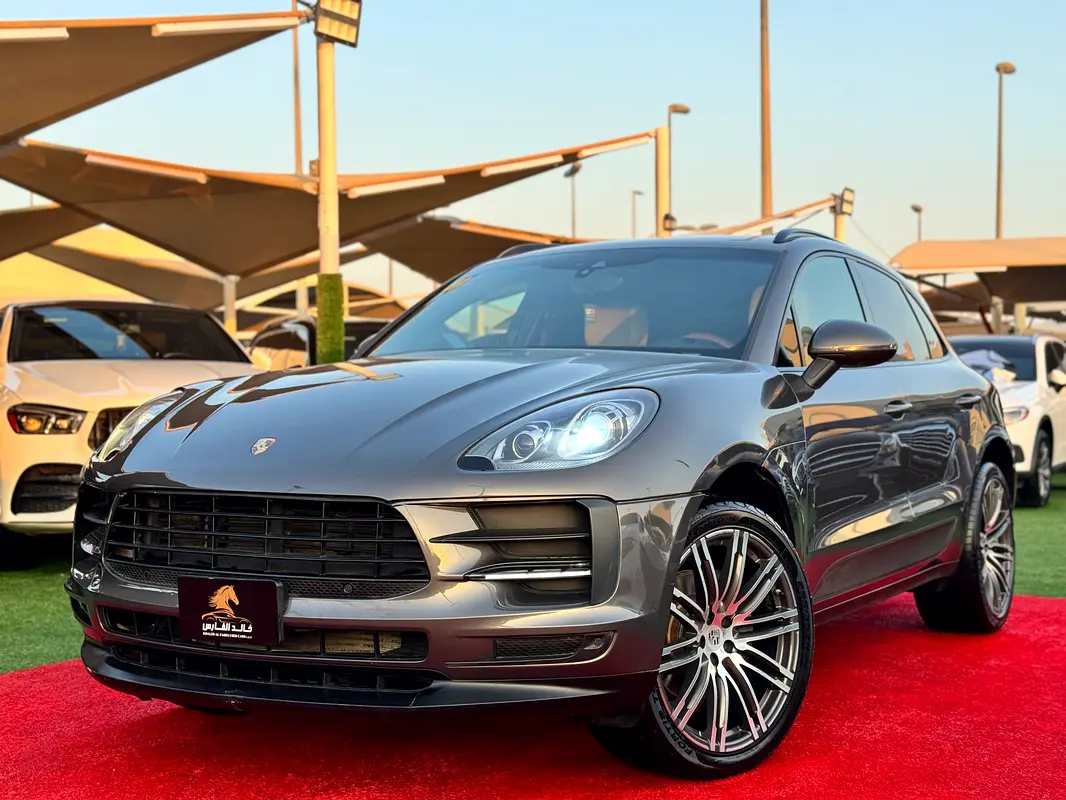 Porsche Macan S 2018 للبيع فى الشارقه