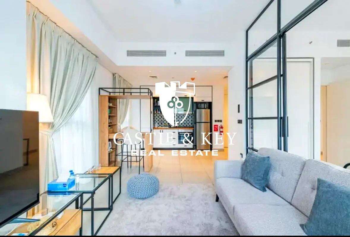 Fully Furnished | Corner Unit | Mall View للبيع فى دبى