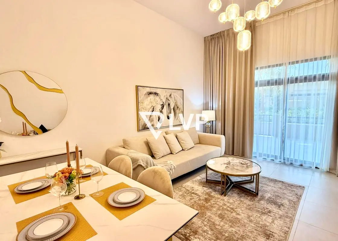 VACANT | PRIME LOCATION | FULLY UPGRADED فى دبى