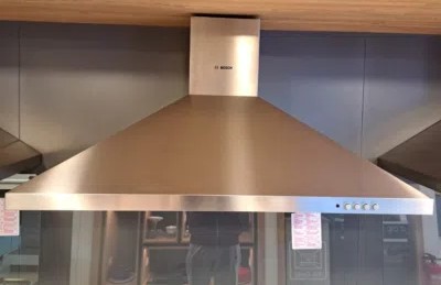 للبيع شفاط بوش بلت إن ⁦⁦BOSCH⁩⁩ ⁦⁦Built-In⁩⁩ جديد. للبيع السويس