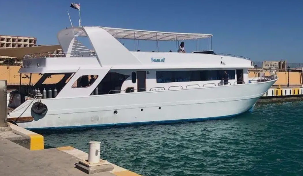 مركب سياحى ركوبه بالآجر في الغردقة