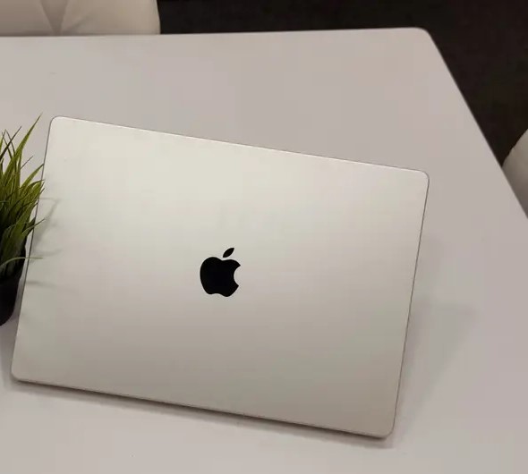 Macbook Pro M1 Pro 16-inch 32GB Ram للبيع في القاهره