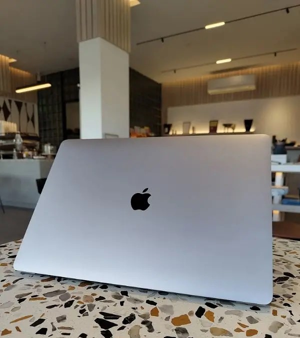 SSD 512 m 2 MacBook pro 2019 . . core I7 RAM 3 للبيع في القاهرة