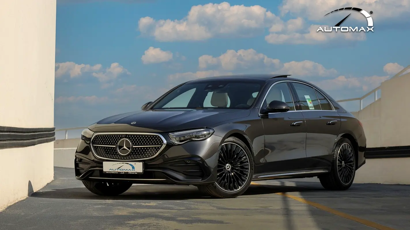 Mercedes-Benz E-Class E 300 2026 للبيع فى دبى