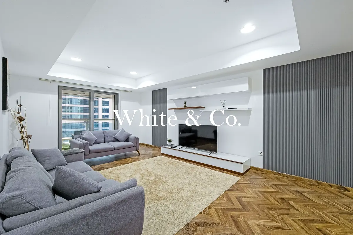VACANT | Upgraded | High ROI - Furnished للبيع فى دبى