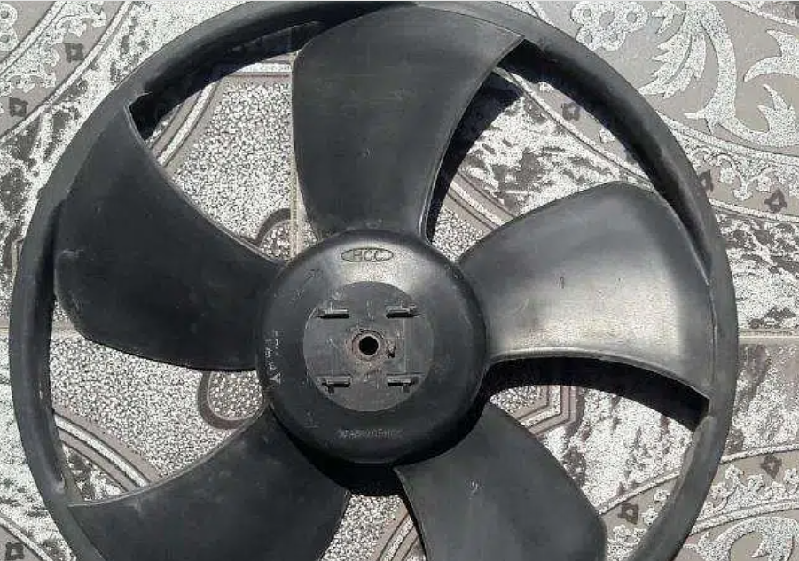 ريشة قميص رادياتير في القاهرة