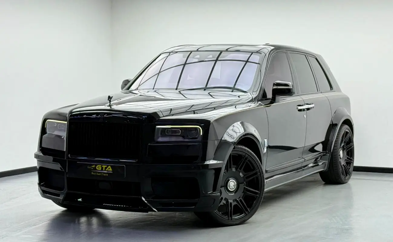 Rolls-Royce Cullinan Black Badge 2022 للبيع فى دبى