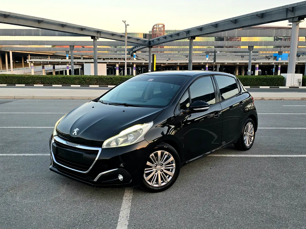 Peugeot 208 Allure 2016 للبيع فى دبى