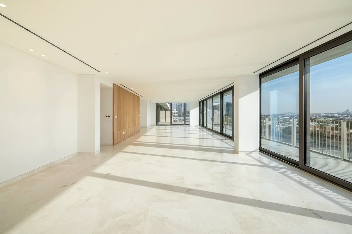 Exceptional Four-Bedroom Apartment at Eden House The Canal فى دبى