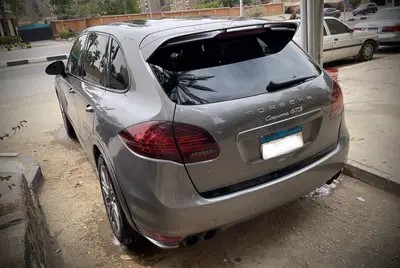 Porsche Cayenne 2014  للبيع في الشيخ زايد