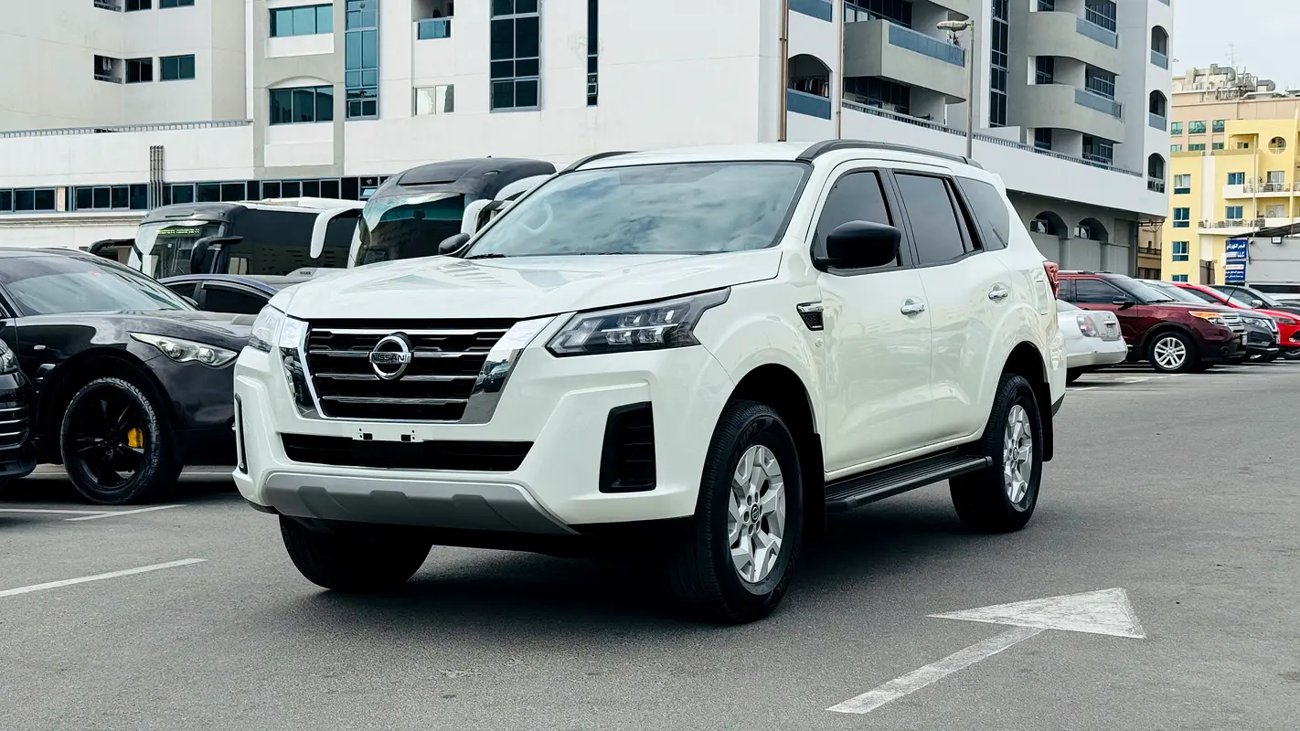 Nissan Xterra SE 2022 للبيع فى دبى