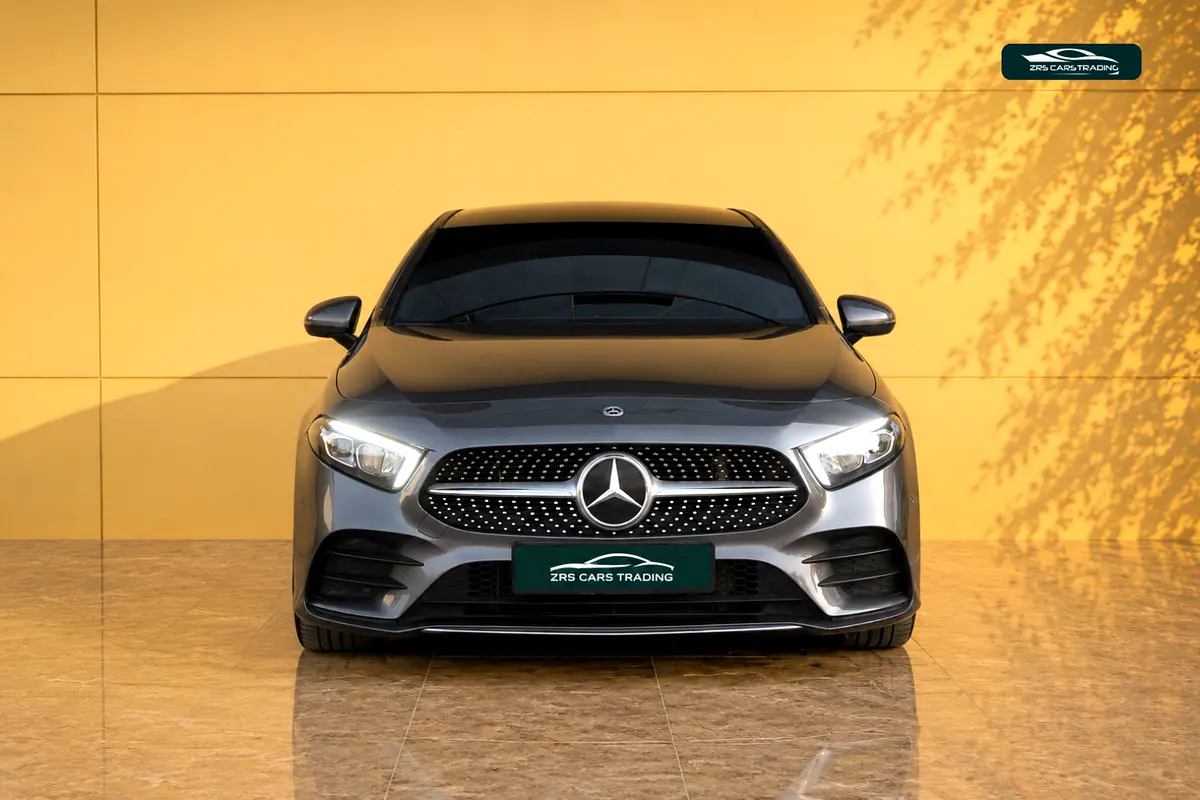 Mercedes-Benz A-Class A 200 AMG 2023 للبيع فى دبى
