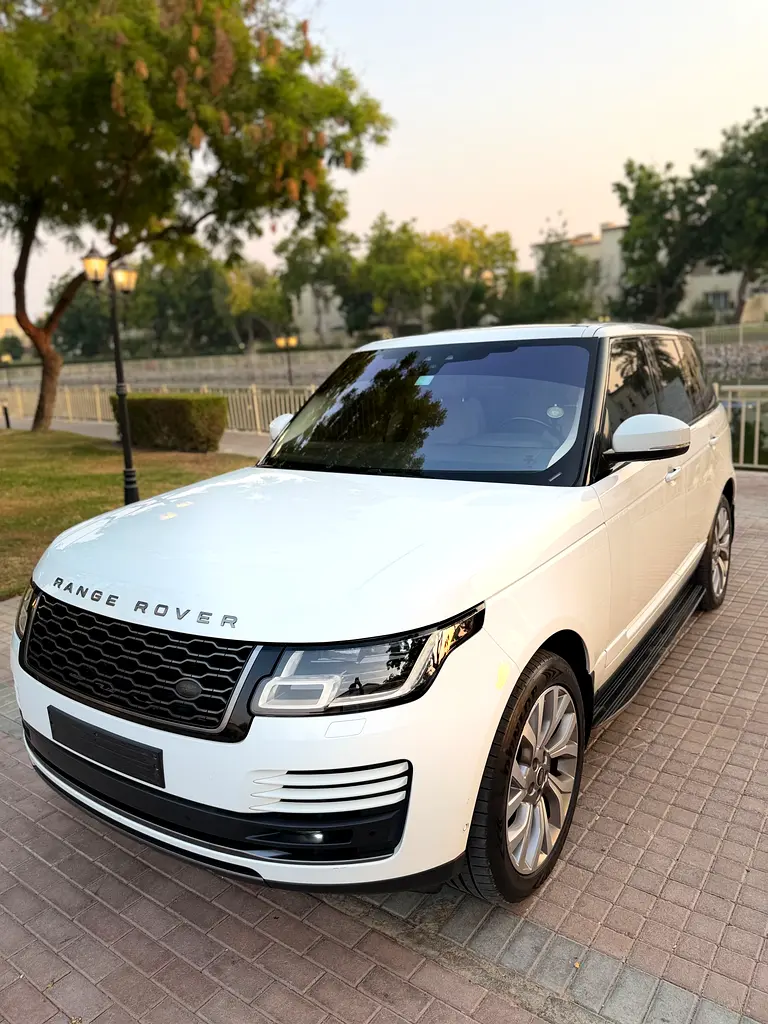 Land Rover Range Rover HSE 2018 للبيع فى دبى
