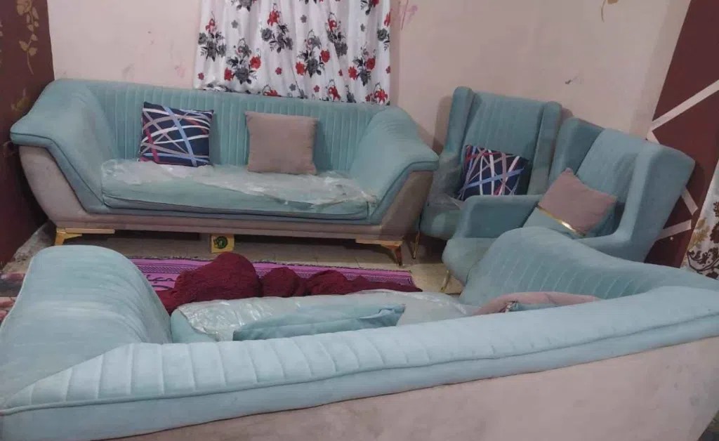 طقم أنتريه مودرن راقي بحالة جيده للبيع الجيزة