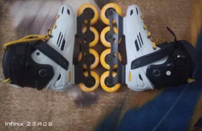 باتيناج ⁦⁦Oxelo⁩⁩ ⁦⁦MF500⁩⁩ أصلي - مقاس ⁦⁦42⁩⁩. للبيع  الإسكندرية