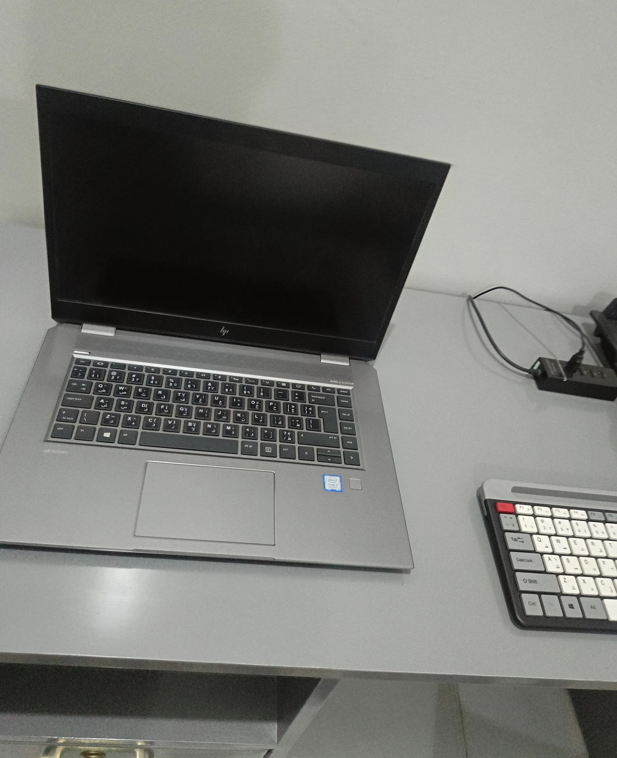 لابتوب  أسيوطحالة ممتازة للبيع