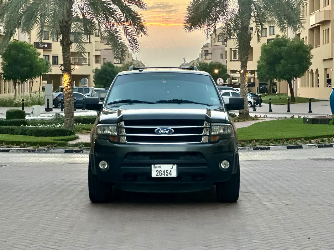 Ford Expedition XLT 2017 للبيع فى دبى