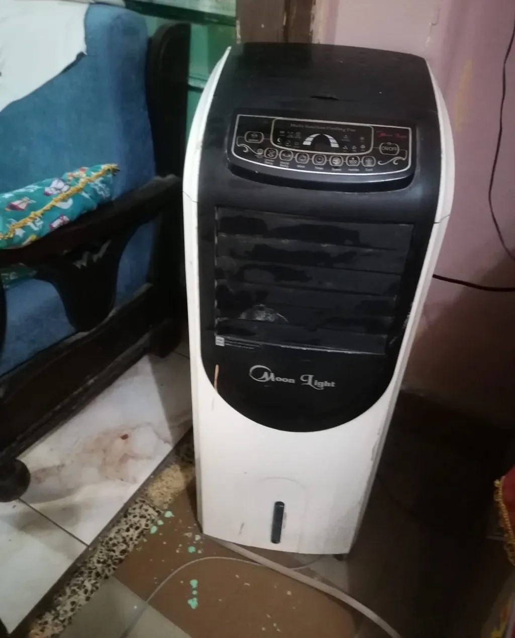 مبرد هواء بيتحط فيه تلج وماء للبيع القاهرة