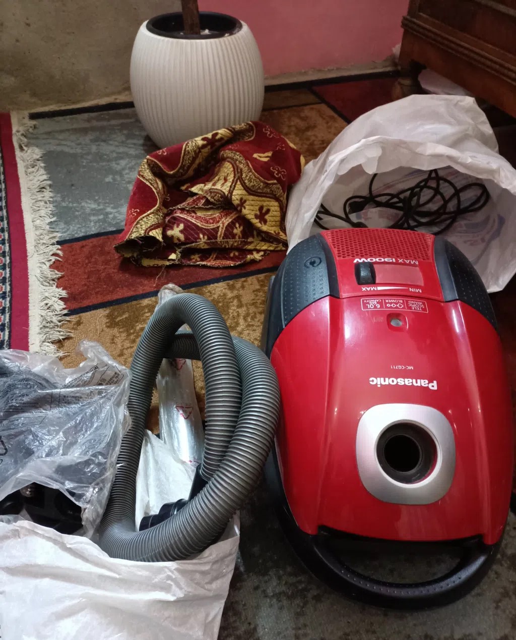 مكنسه باناسونيك ⁦⁦1900w⁩⁩  للبيع القاهرة