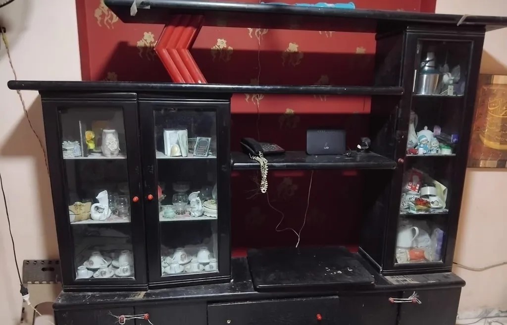 نيش مكتبة تليفزيون للبيع القاهرة