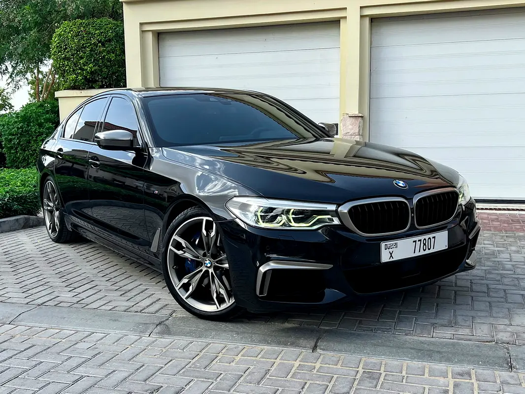 BMW 5-Series M550i xDrive 2019 للبيع فى دبى