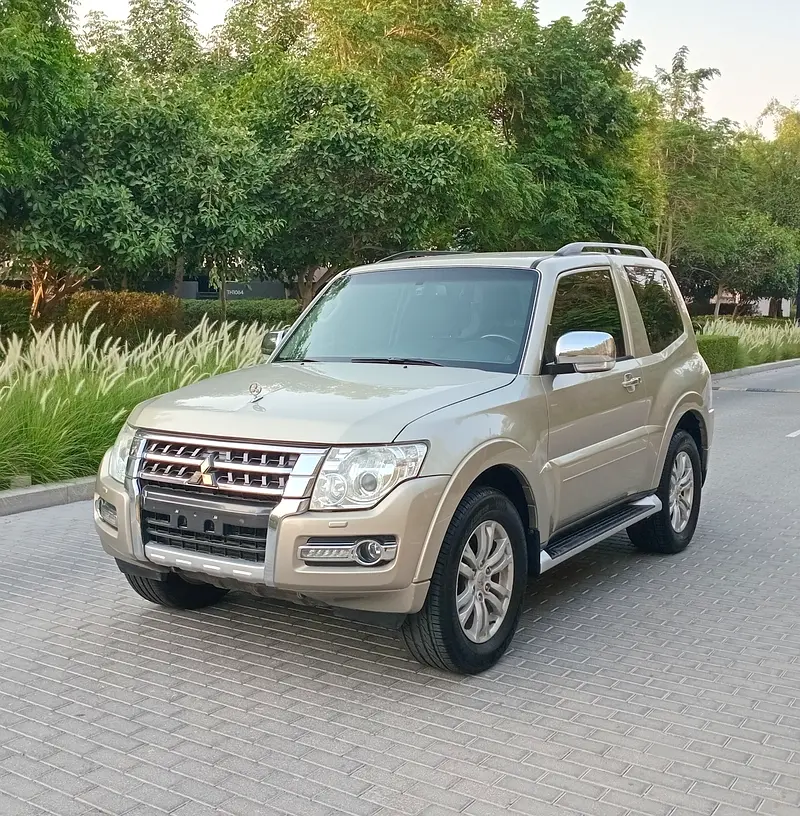 Mitsubishi Pajero GLS Top Line 2020 للبيع فى الشارقه