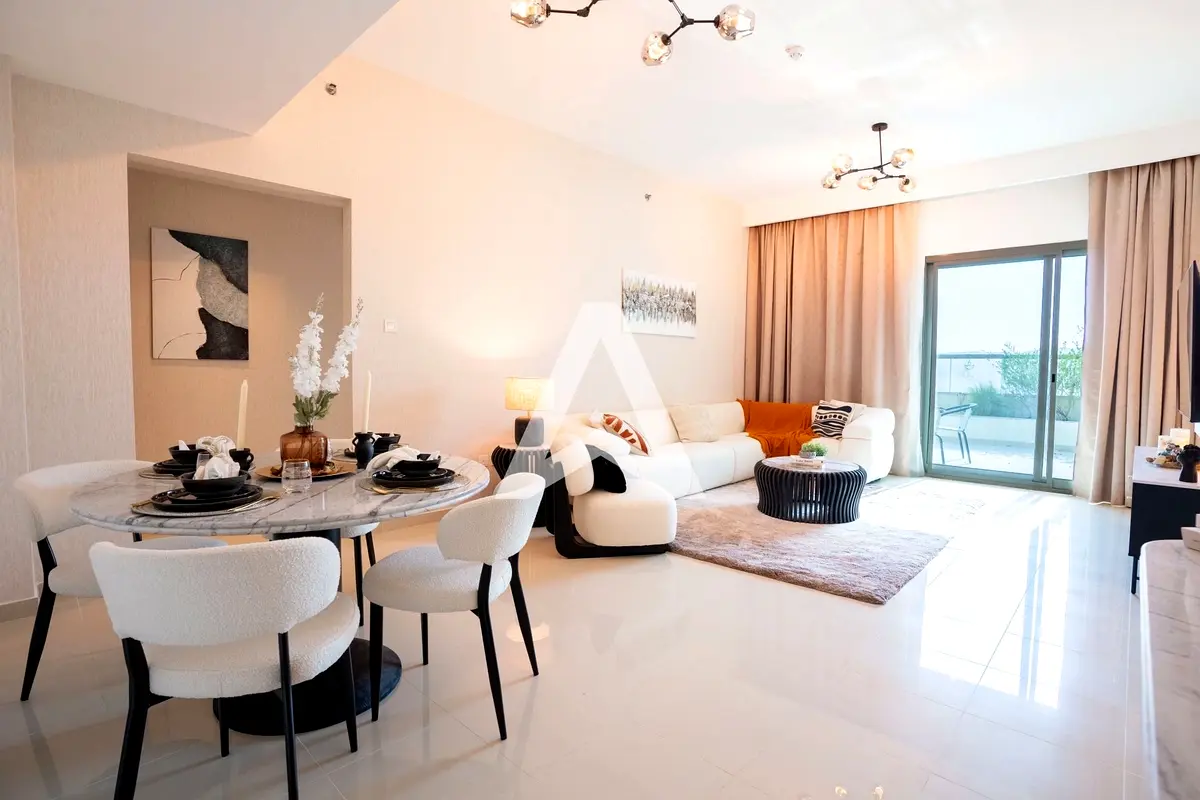 Chiller Free | Near Metro | Open House 25th July فى دبى