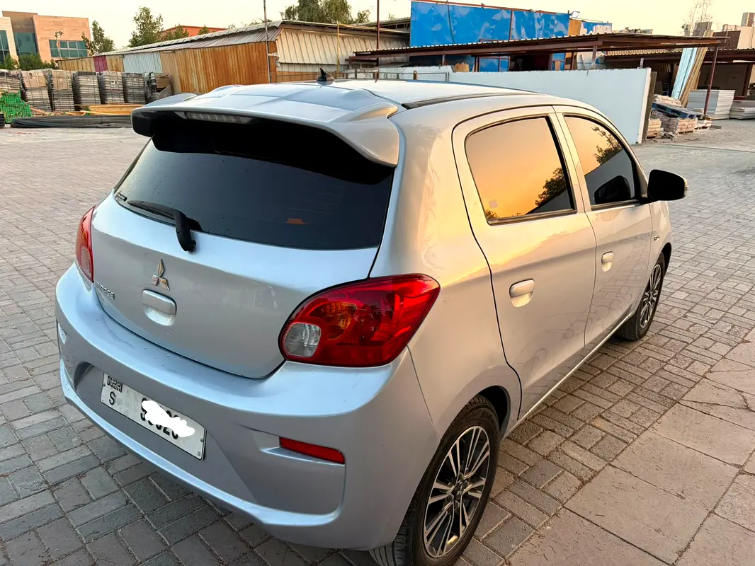 Mitsubishi Mirage GLX 2020 للبيع فى دبى