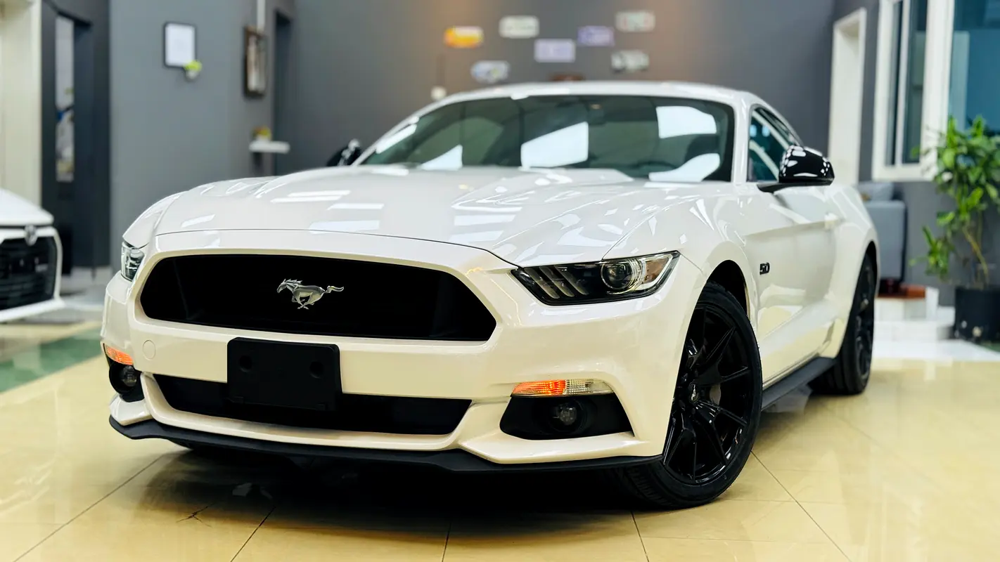 Ford Mustang GT 2017 للبيع فى دبى
