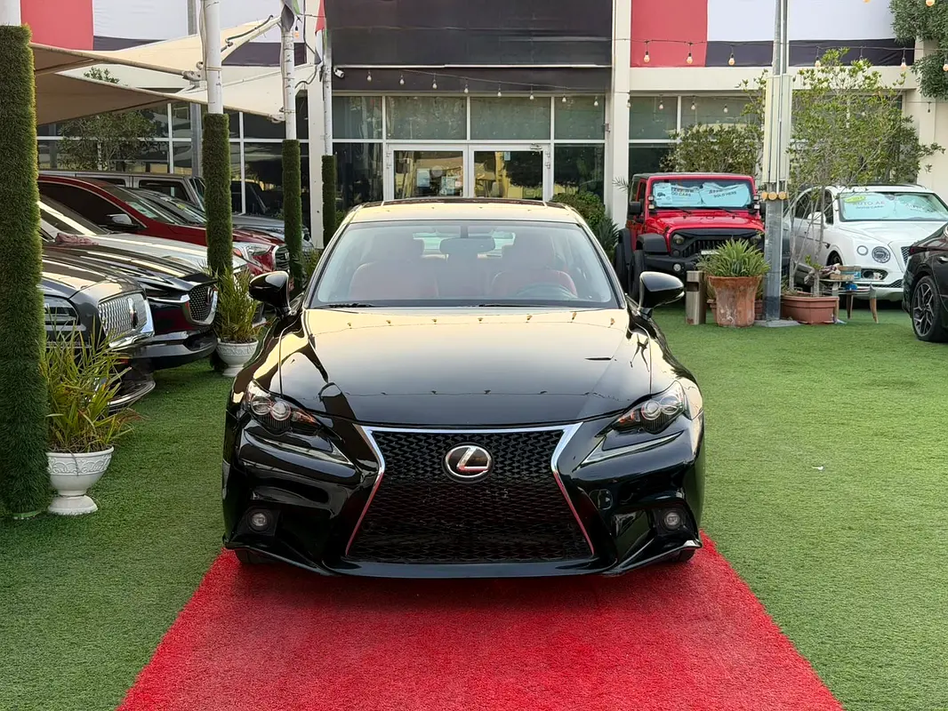 Lexus IS-Series IS 250 2015 للبيع فى الشارقه