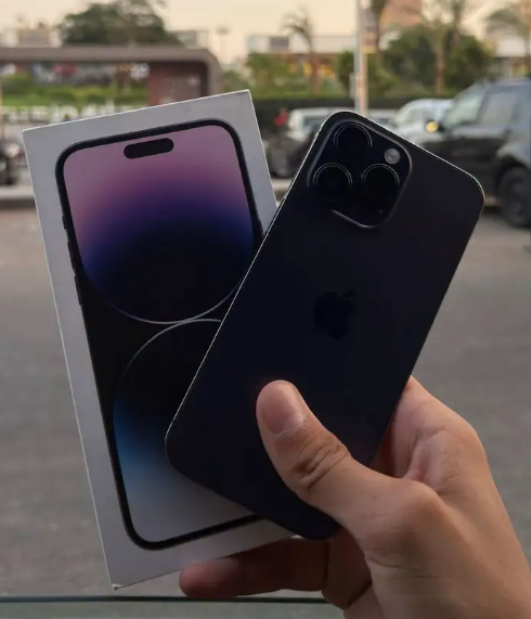 Apple - iPhone 14 Pro Max في القاهرة