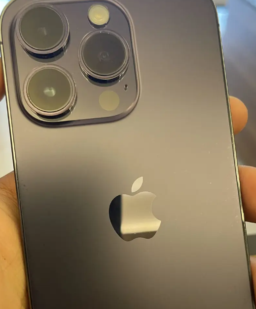 iPhone 14 Proبالعلبه متفتحش في عين شمس