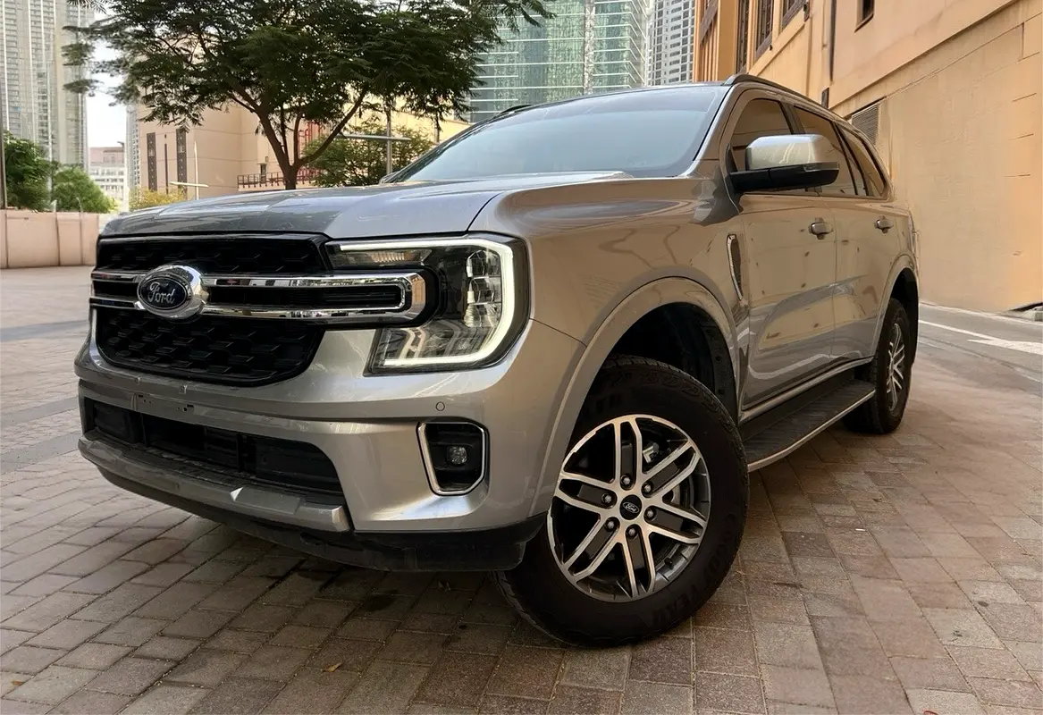 Ford Everest XLT 2025 للبيع فى دبى