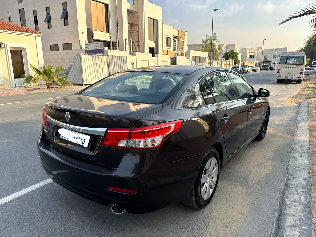 Renault Safrane LE 2014 للبيع فى دبى