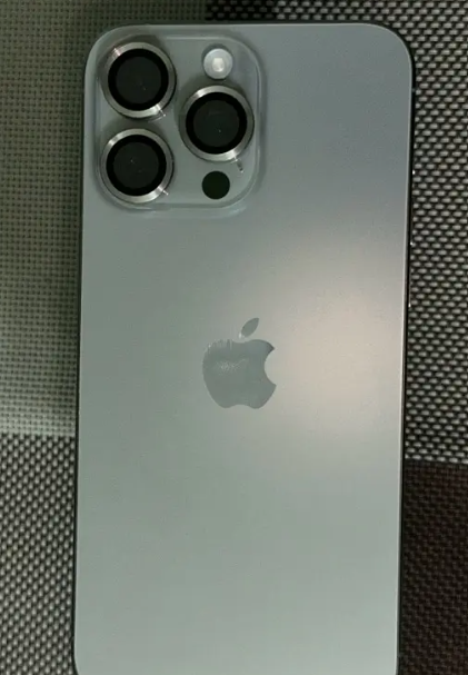 iphone 15 pro max في القاهرة