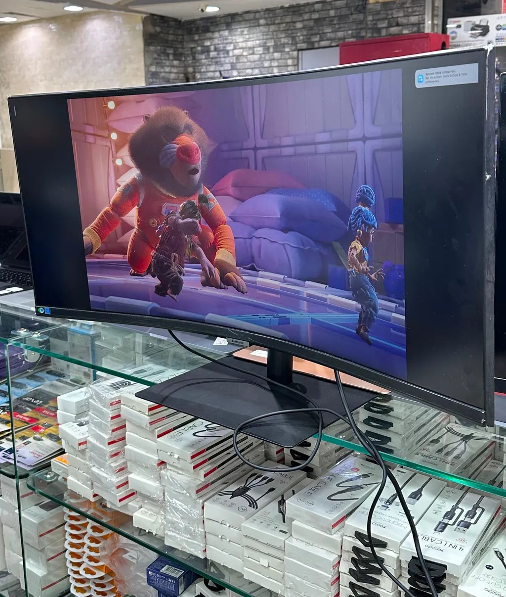 شاشة العاب واستيديو ⁦⁦Samsung⁩⁩ ⁦⁦34⁩⁩ بوصة