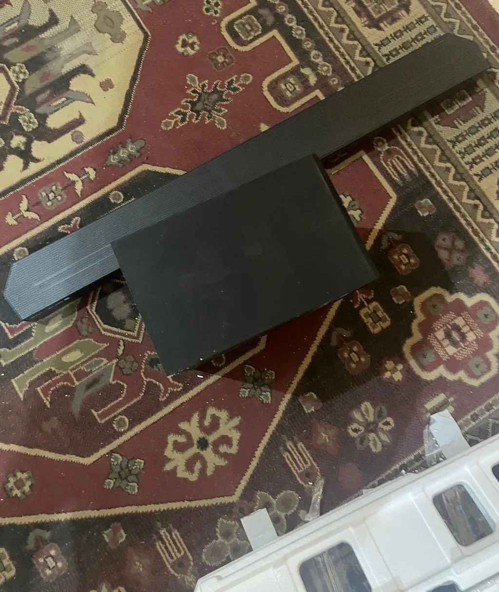 Soundbar and subwoofer Samsung HW-Q600C للبيع القاهرة