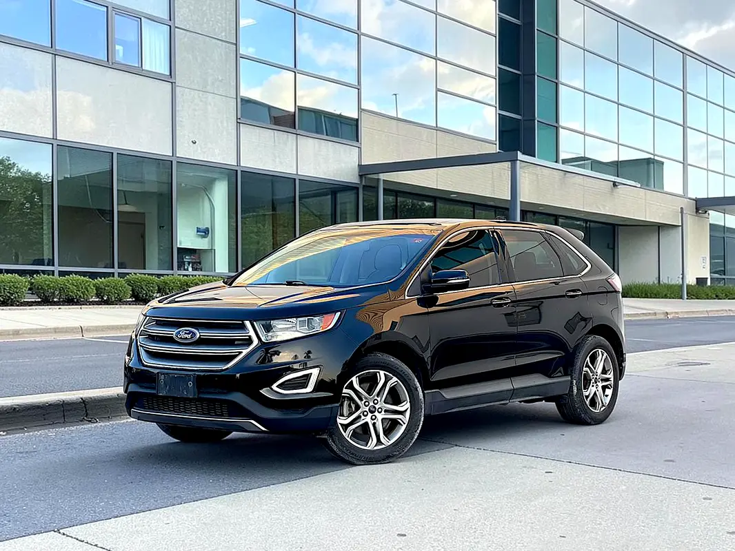Ford Edge Titanium 2017 للبيع فى دبى